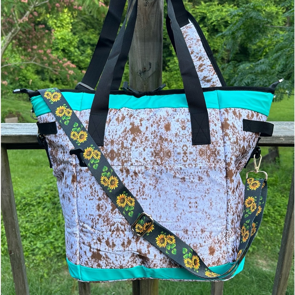 🌻NWT BRINDLE COW PRINT INSULATED COOLER TOTE BEACH PICNIC BAG SUNFLOWER STRAP🌻